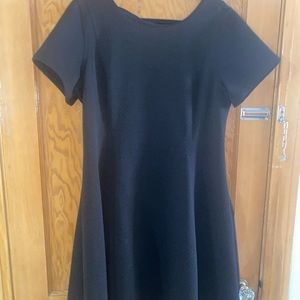 Black short sleeve dress